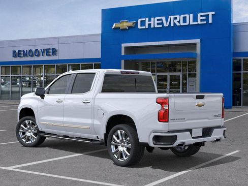 New 2026 Chevrolet Silverado 1500 High Country w/ High Country Premium Package AWD/4WD image 3