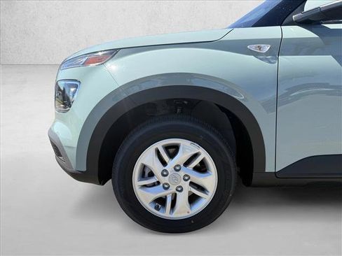 New 2026 Hyundai Venue SE image 10