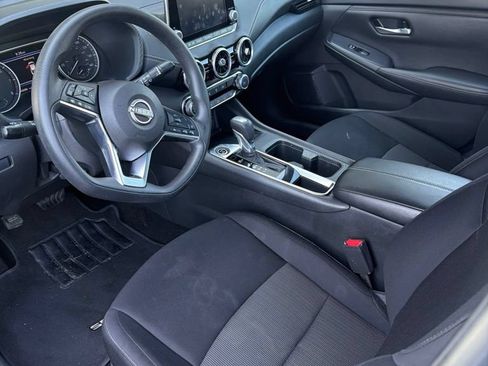 Used 2024 Nissan Sentra SV FWD image 5