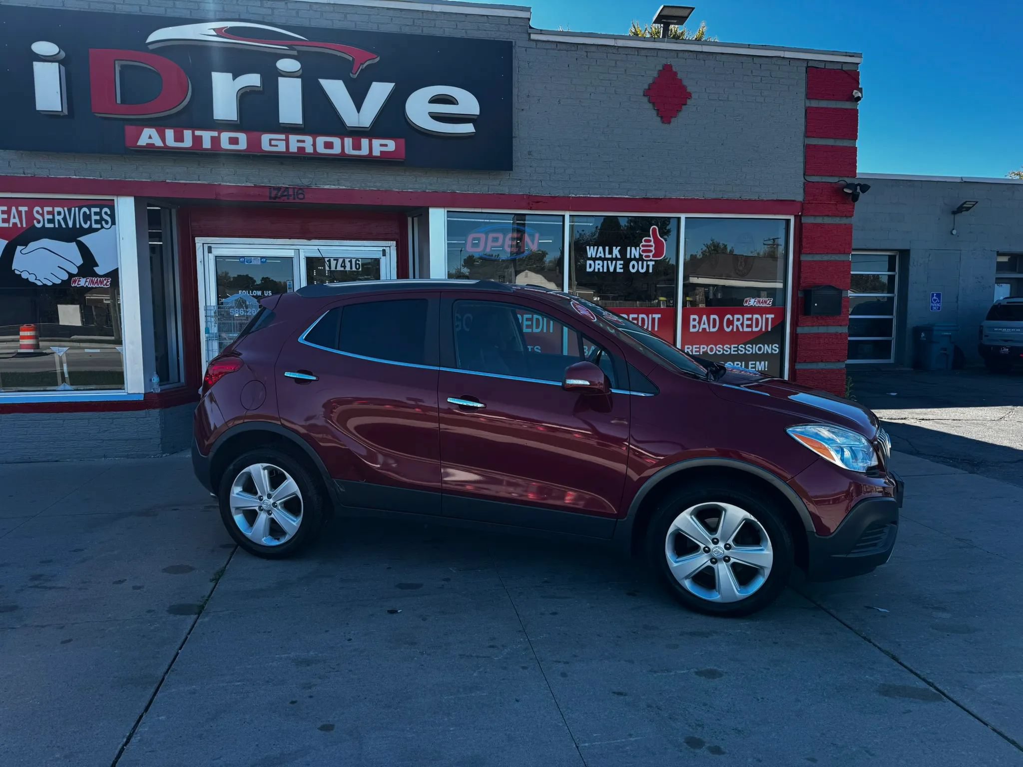Used 2016 Buick Encore AWD image 2