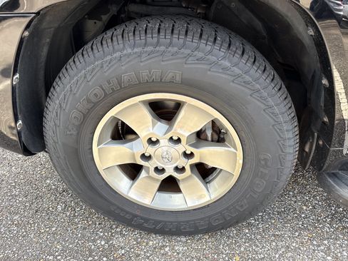 Used 2012 Toyota 4Runner SR5 RWD image 10