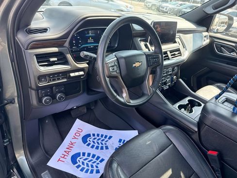 Used 2023 Chevrolet Suburban High Country AWD/4WD image 12