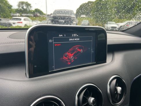Used 2019 Kia Stinger GT RWD image 9