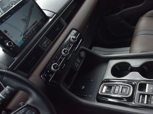 Used 2023 Honda Pilot Elite image 28