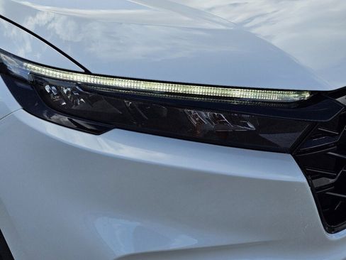 Certified 2025 Honda CR-V Sport image 3