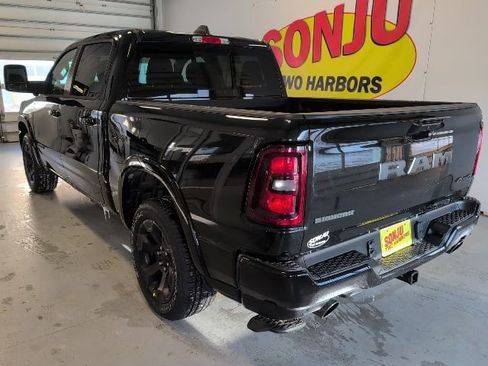 New 2026 RAM 1500 4x4 Crew Cab image 2