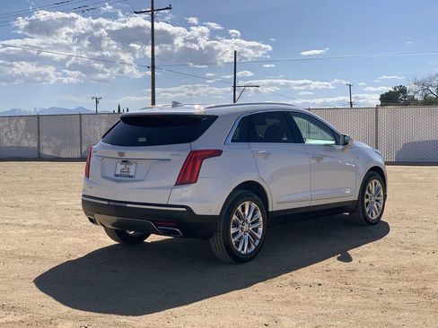 Used 2019 Cadillac XT5 Platinum AWD/4WD image 4
