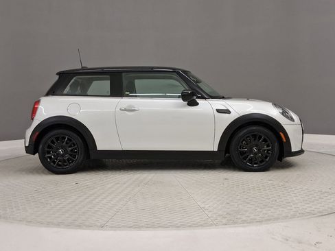 Used 2024 MINI Cooper 2-Door Hardtop FWD image 6