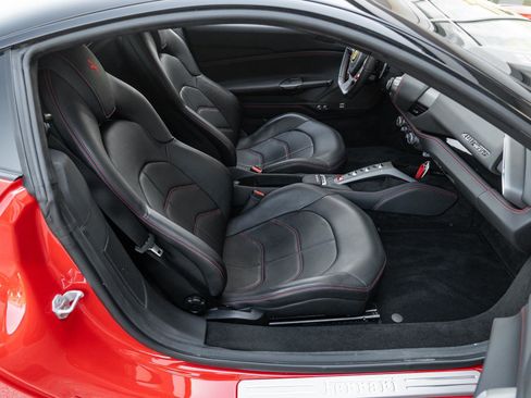 Used 2019 Ferrari 488 GTB image 20