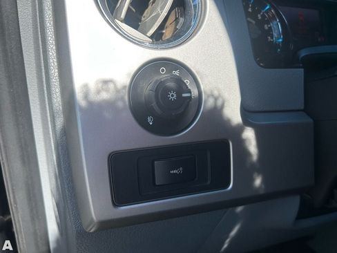 Used 2013 Ford F150 Lariat w/ Mid Equipment Group AWD/4WD image 26