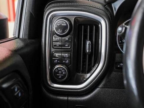 Used 2022 Chevrolet Silverado 3500 High Country w/ Technology Package AWD/4WD image 27