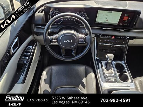 Used 2023 Kia Carnival EX FWD image 14