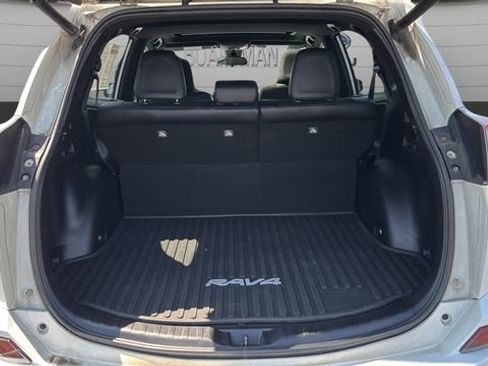 Used 2017 Toyota RAV4 SE AWD/4WD image 26