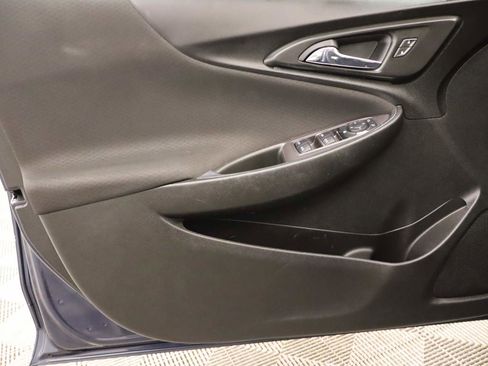 Used 2022 Chevrolet Malibu LT FWD image 17