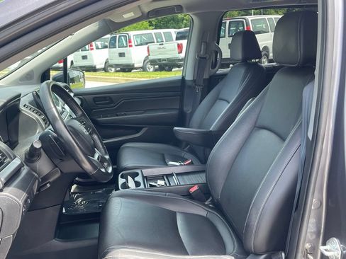 Used 2023 Honda Odyssey EX-L image 9