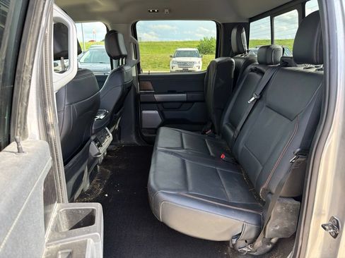 Used 2021 Ford F150 Lariat w/ Equipment Group 502A High AWD/4WD image 12