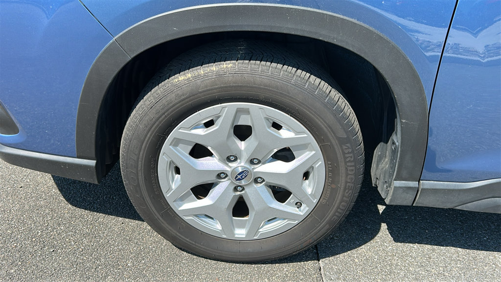 Used 2023 Subaru Forester AWD/4WD image 8