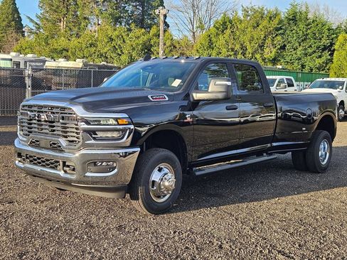 New 2026 RAM 3500 Tradesman AWD/4WD image 3