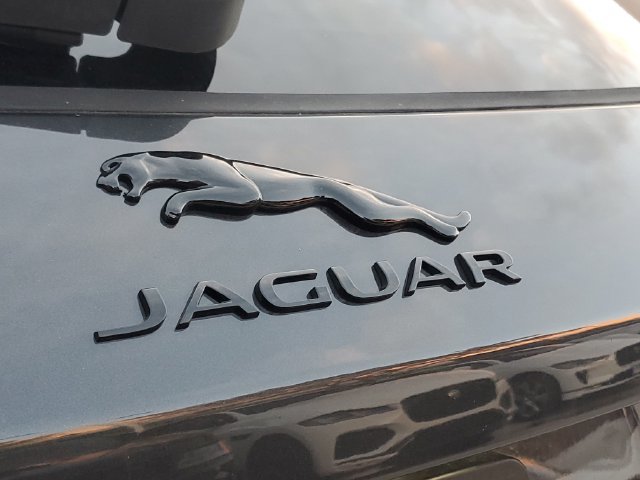New 2026 Jaguar F-PACE R-Dynamic S AWD/4WD image 9