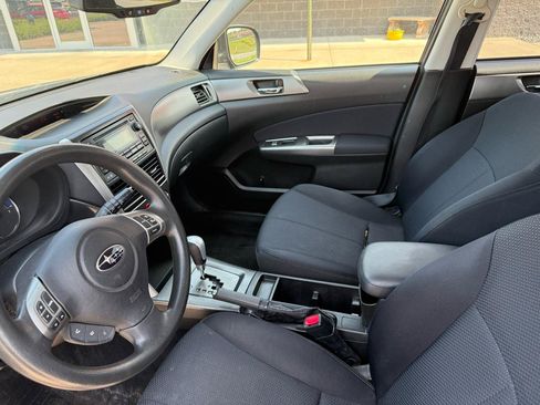 Used 2012 Subaru Forester 2.5X Premium AWD/4WD image 10