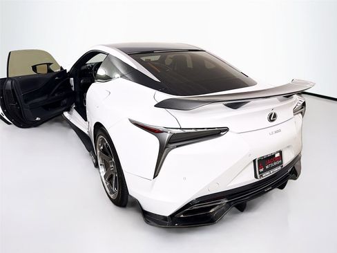 Used 2018 Lexus LC 500 Coupe w/ Touring Package image 20