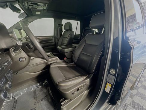 Used 2021 Chevrolet Tahoe Premier w/ Premium Package image 9