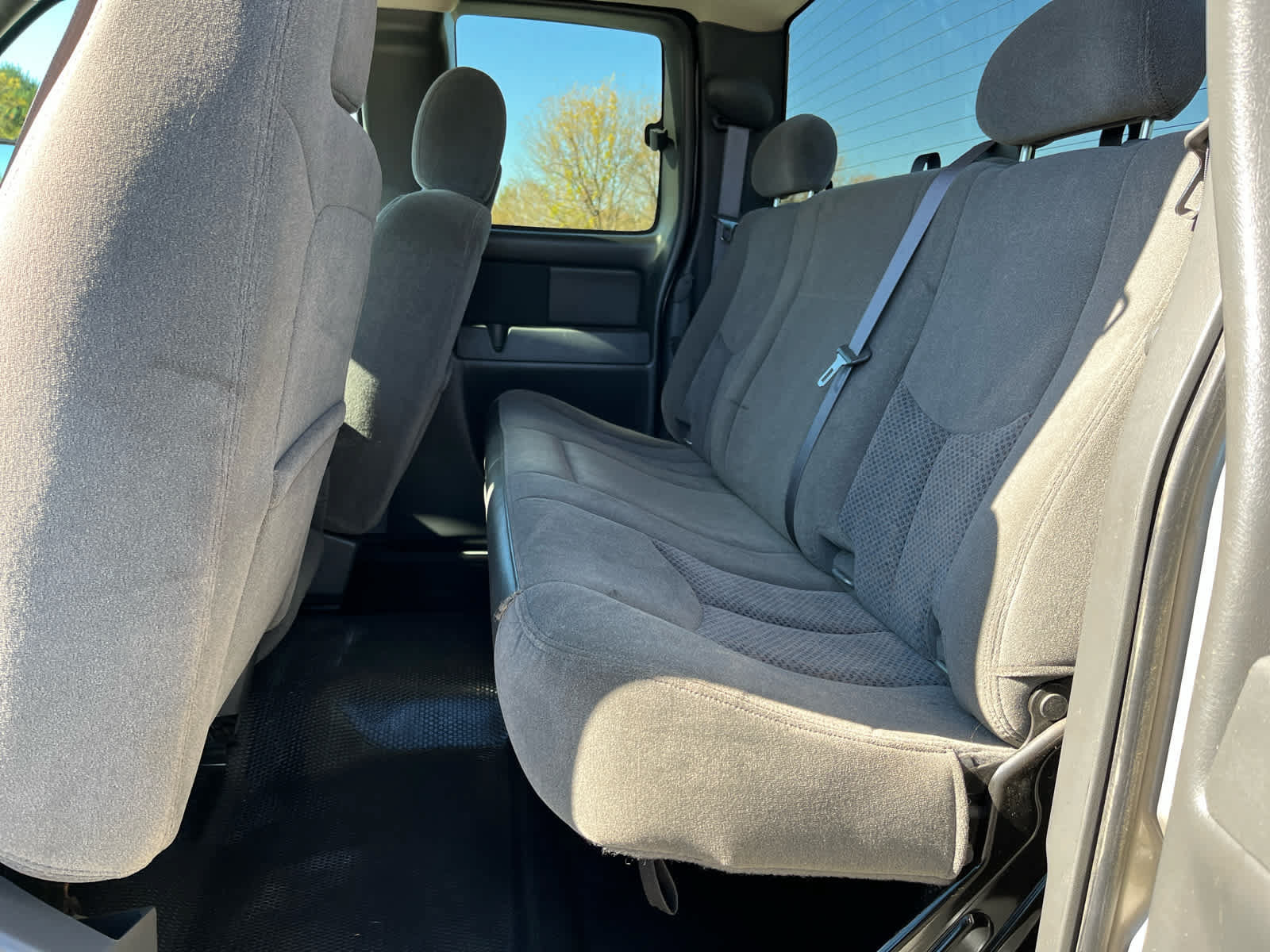 Used 2007 Chevrolet Silverado 2500 LT AWD/4WD image 18
