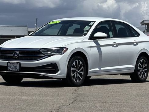 Used 2024 Volkswagen Jetta S FWD image 8