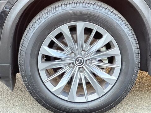 Used 2024 MAZDA CX-90 3.3 Turbo w/ Preferred Package image 33