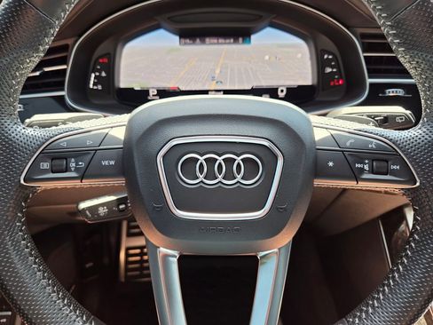 Used 2020 Audi SQ7 Premium Plus w/ Driver Assistance Package AWD/4WD image 33
