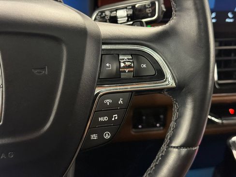 Used 2023 Lincoln Navigator Reserve AWD/4WD image 26