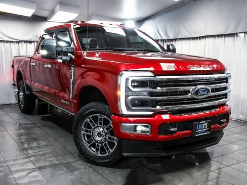 Used 2024 Ford F250 Limited image 3