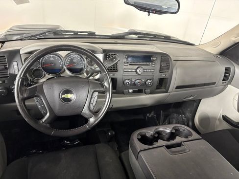 Used 2013 Chevrolet Silverado 3500 W/T image 23