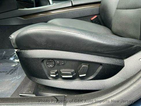 Used 2012 BMW 750i xDrive AWD/4WD image 28