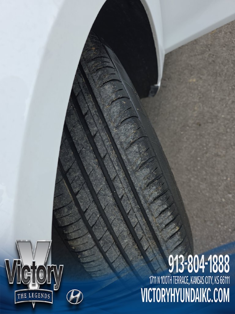 Used 2024 Chevrolet Malibu LT FWD image 28