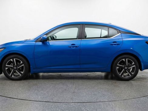Used 2025 Nissan Sentra SV FWD image 5