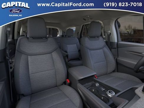 New 2026 Ford Explorer Active RWD image 10