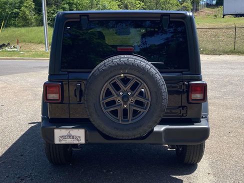 New 2026 Jeep Wrangler Unlimited Sport AWD/4WD image 35