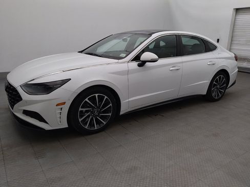 Used 2020 Hyundai Sonata Limited FWD image 2