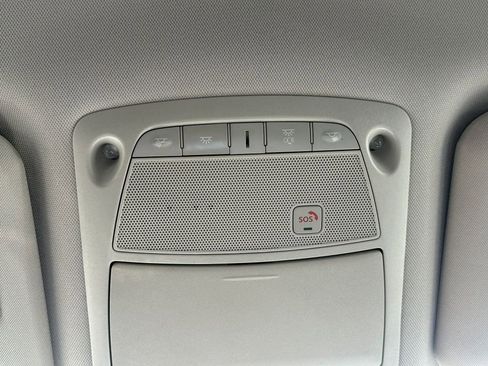 Used 2016 Nissan Rogue SL AWD/4WD image 27