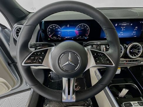 Certified 2026 Mercedes-Benz GLB 250 image 11