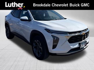 Used 2024 Chevrolet Trax LT w/ Driver Confidence Package video 1