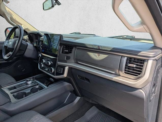 Used 2023 Ford Expedition XLT RWD image 27