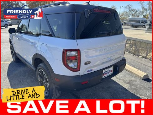 New 2025 Ford Bronco Sport Outer Banks w/ Outer Banks Tech Package+ AWD/4WD image 3