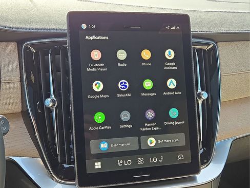 New 2026 Volvo XC90 T8 Plus w/ Protection Package Premier image 27