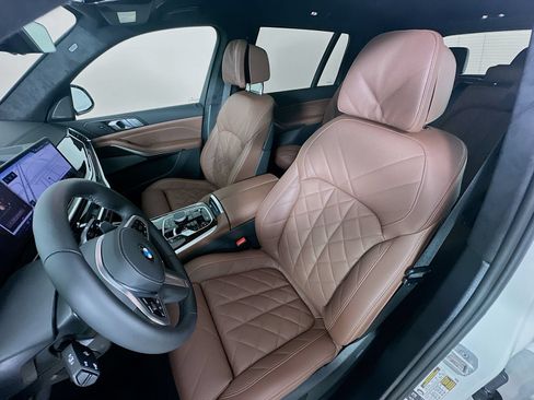New 2027 BMW X7 xDrive40i AWD/4WD image 33