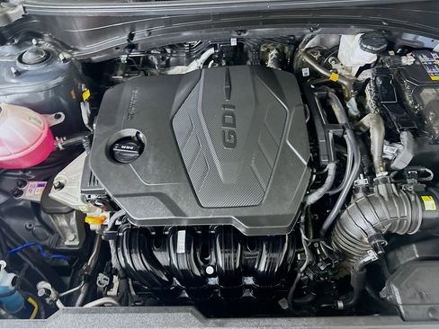 Used 2024 Kia Sportage LX image 32