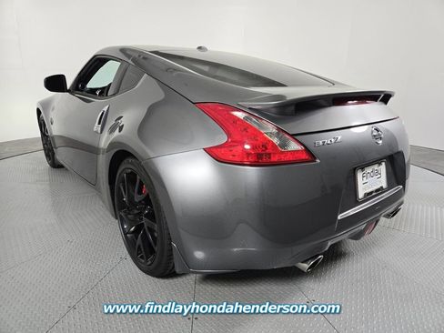 Used 2014 Nissan 370Z Touring w/ Sport Package RWD image 4