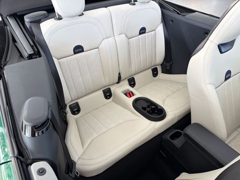 Used 2025 MINI Cooper Convertible FWD image 32