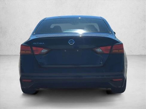Used 2022 Nissan Altima 2.5 S image 6